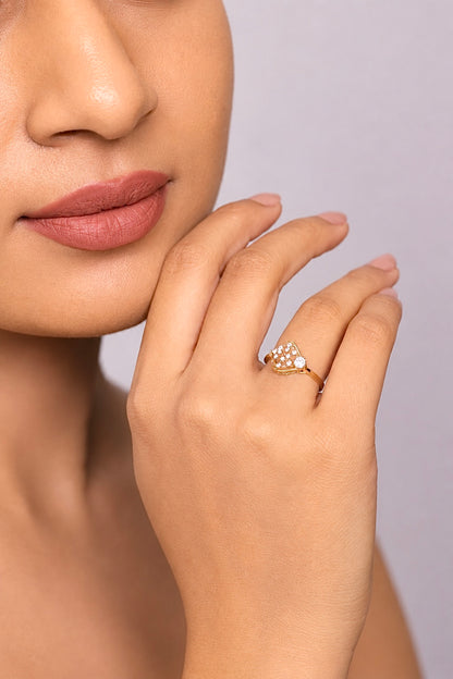 Hazel Womens Ring