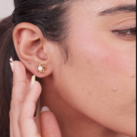 Flora Solitaire Stud Earrings